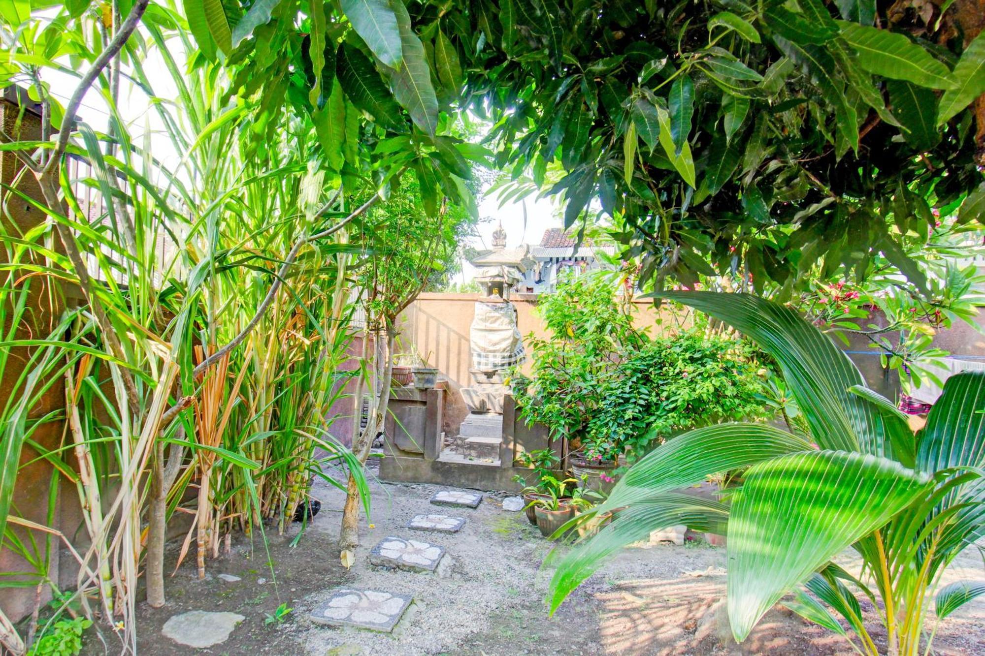 Oyo Life 93284 Kos Cendana Raya Otel Mataram Dış mekan fotoğraf